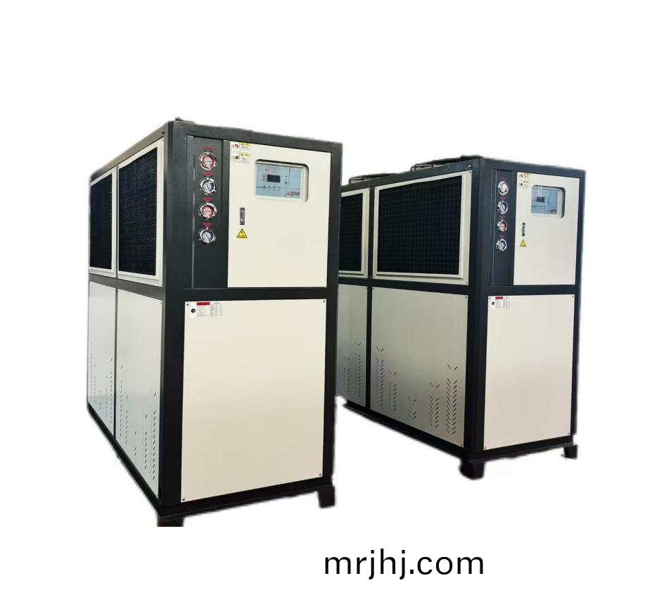 30HP低溫水冷式冷水(shui)機